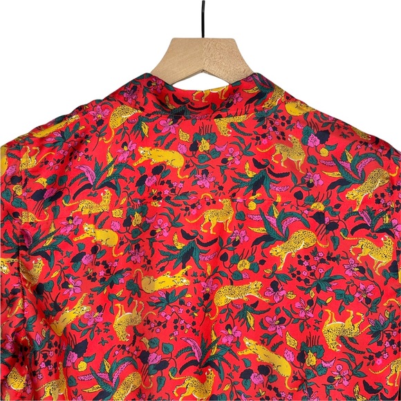 ♦️SOLD♦️J. Crew Collection Silk Twill Button Up in Jungle Cat Floral Print - Picture 9 of 15